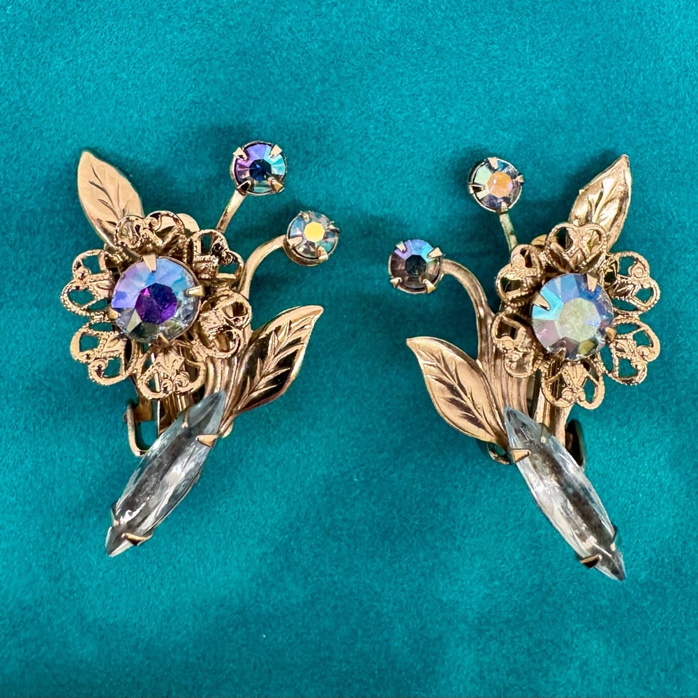 🌸 Vintage Park Lane CLIP-ON Silver Tone Earrings w/ Aurora Borealis Rhinestones
